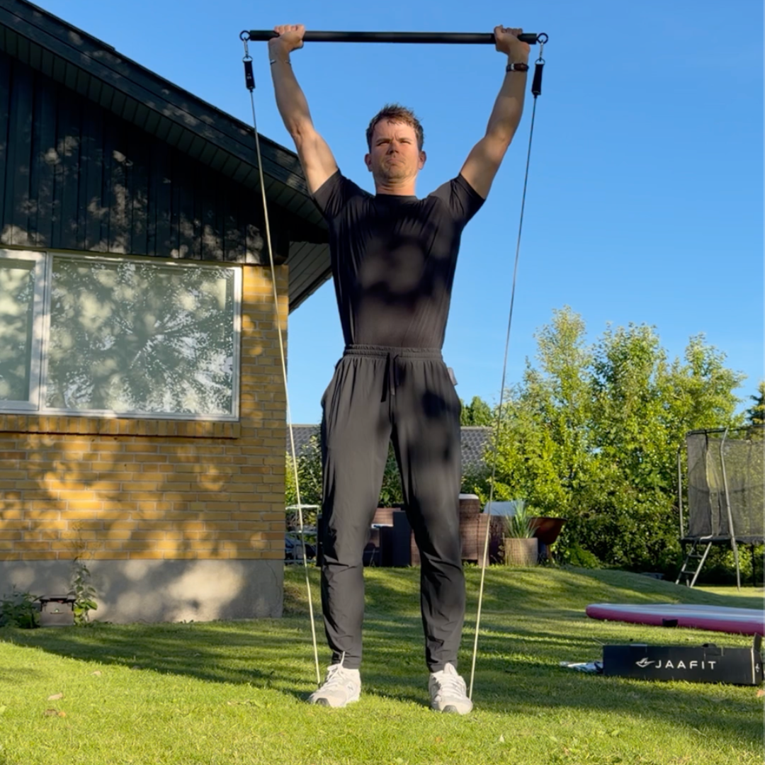 JAAFIT PRO -treeni olohuoneessa